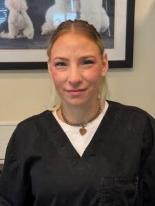 Mandie, a professional pet groomer.